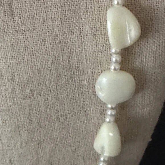 Vintage Mother of Pearls Beaded Long Necklace - Picture 3 of 4